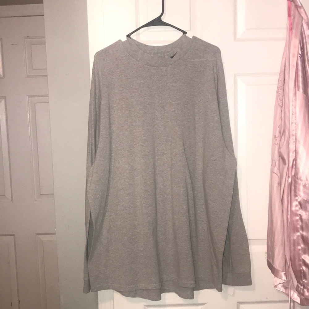 Nike long sleeve shirt